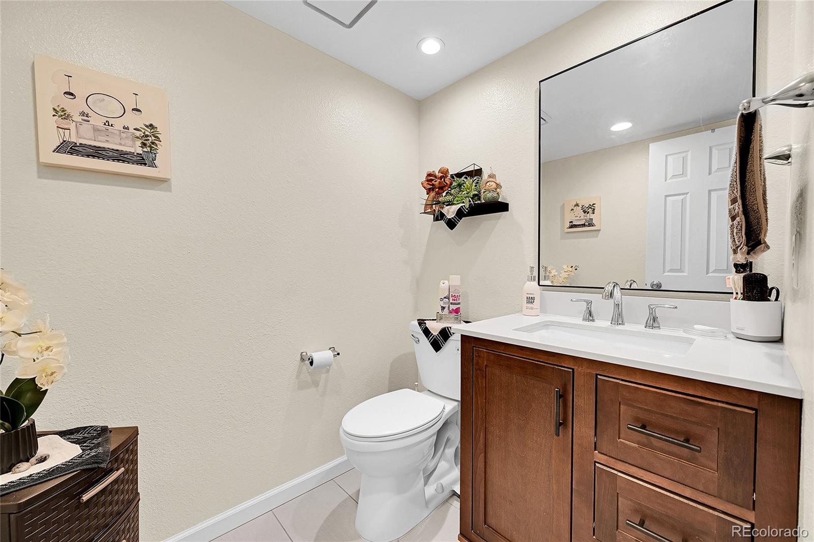 MLS Image #6 for 4146 s mobile circle,aurora, Colorado