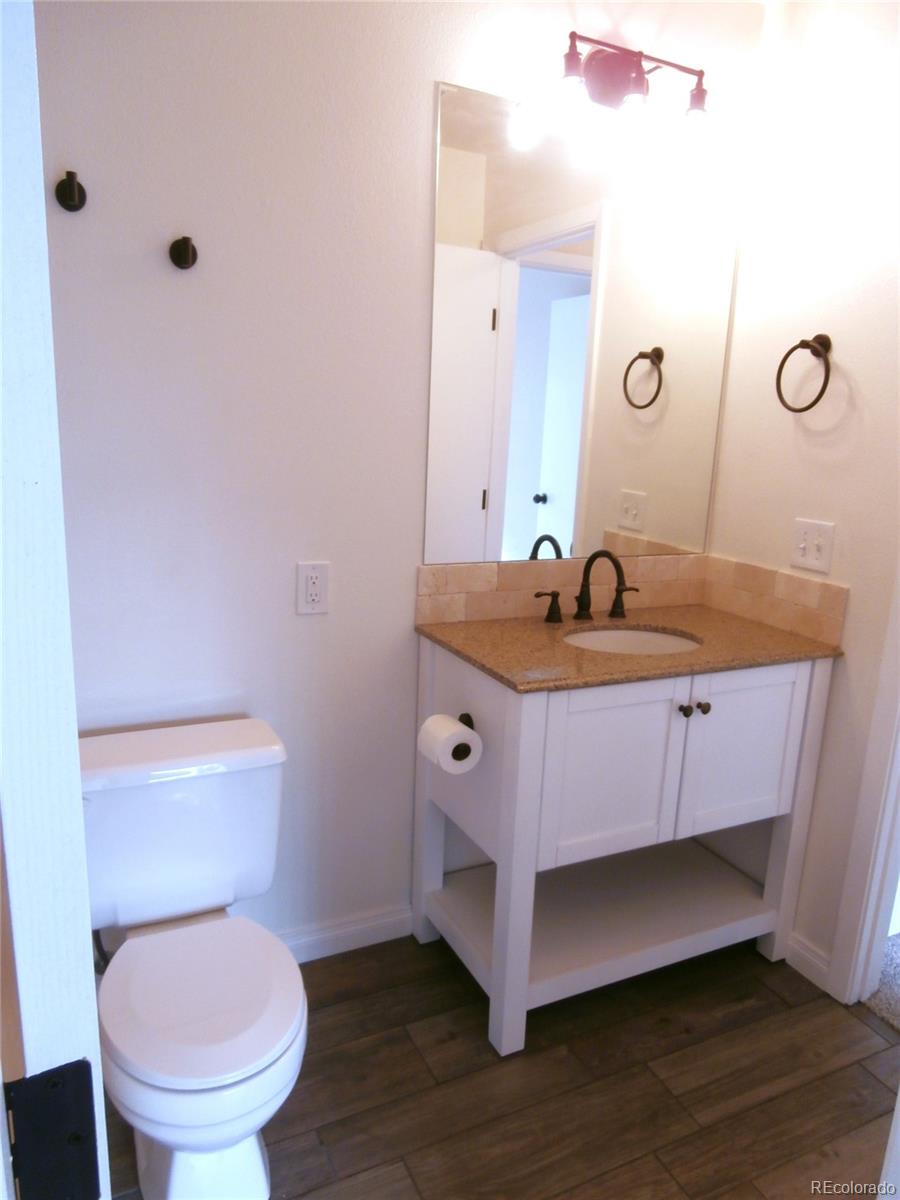 MLS Image #37 for 2215 s buckley road,aurora, Colorado