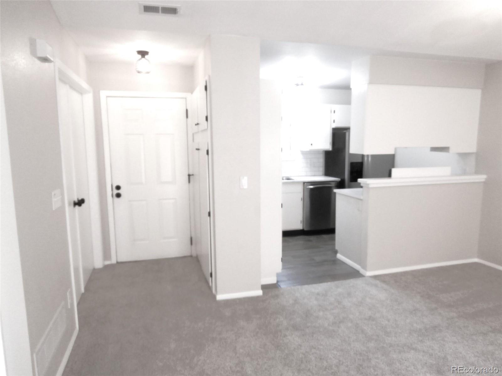 MLS Image #5 for 2215 s buckley road,aurora, Colorado