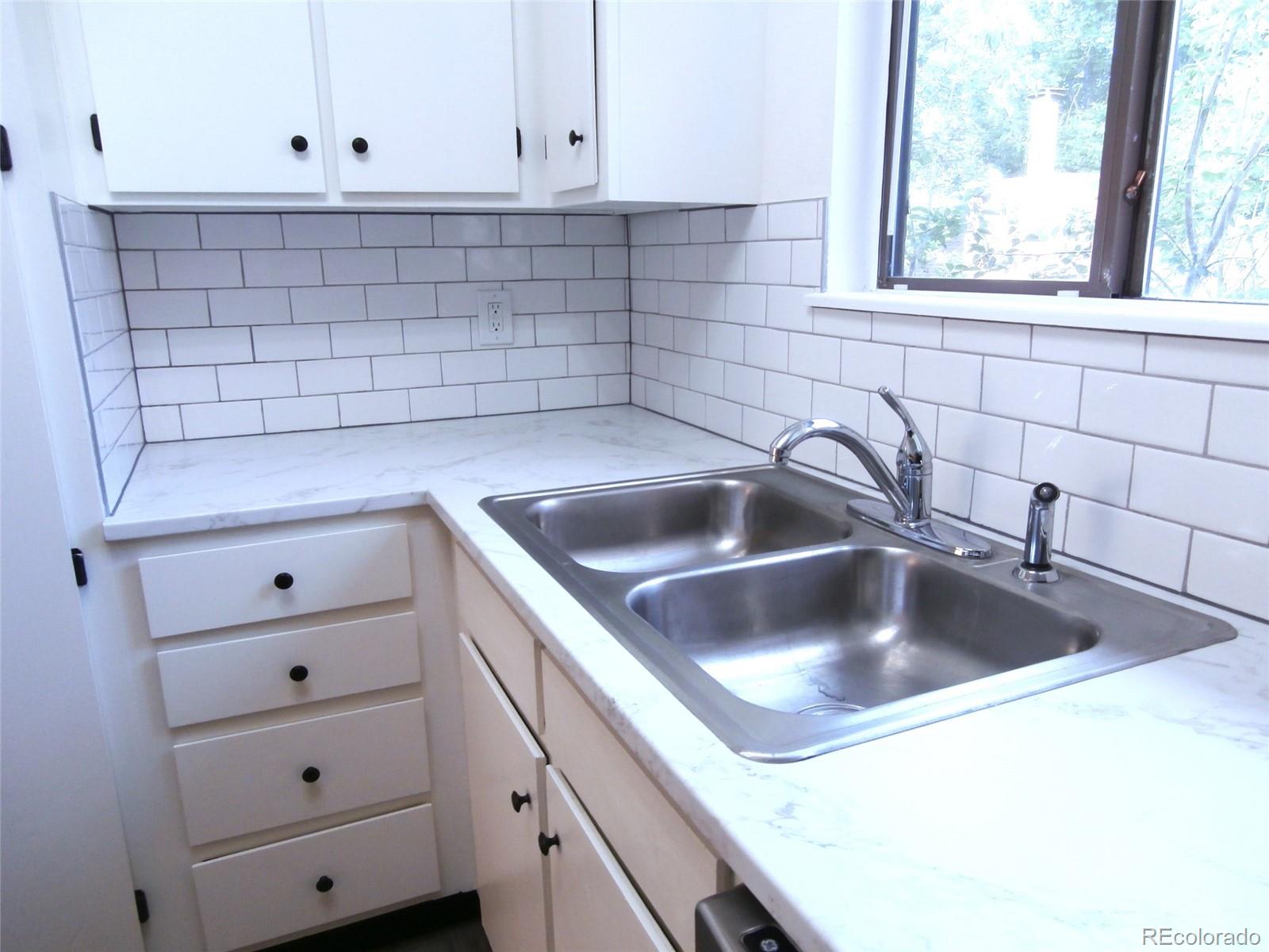 MLS Image #6 for 2215 s buckley road,aurora, Colorado