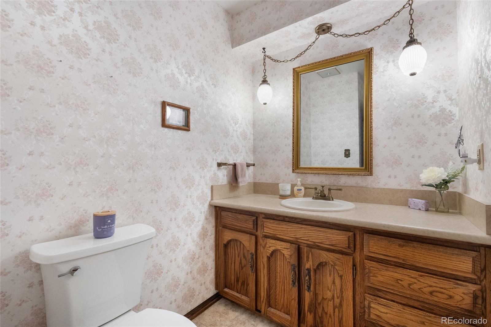 MLS Image #18 for 7583 w trail south drive,littleton, Colorado