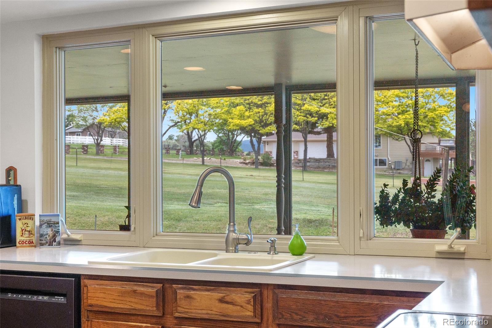 MLS Image #9 for 7583 w trail south drive,littleton, Colorado