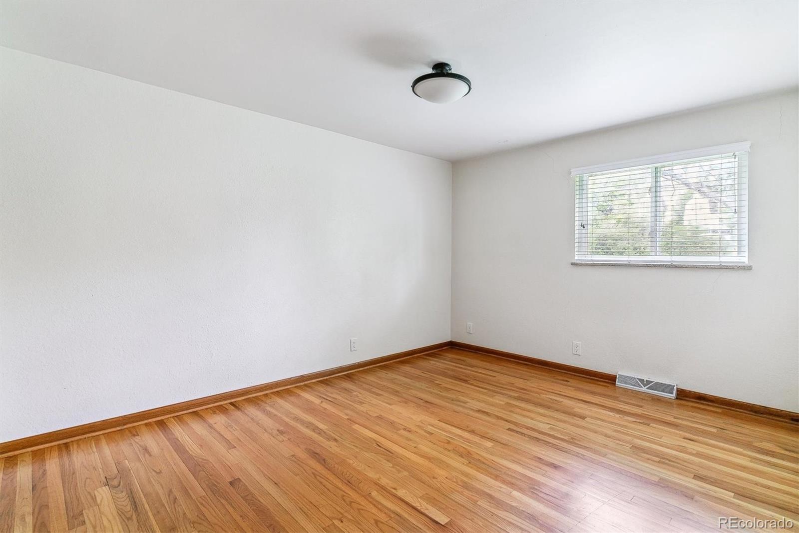 MLS Image #9 for 6769 s foresthill street,littleton, Colorado