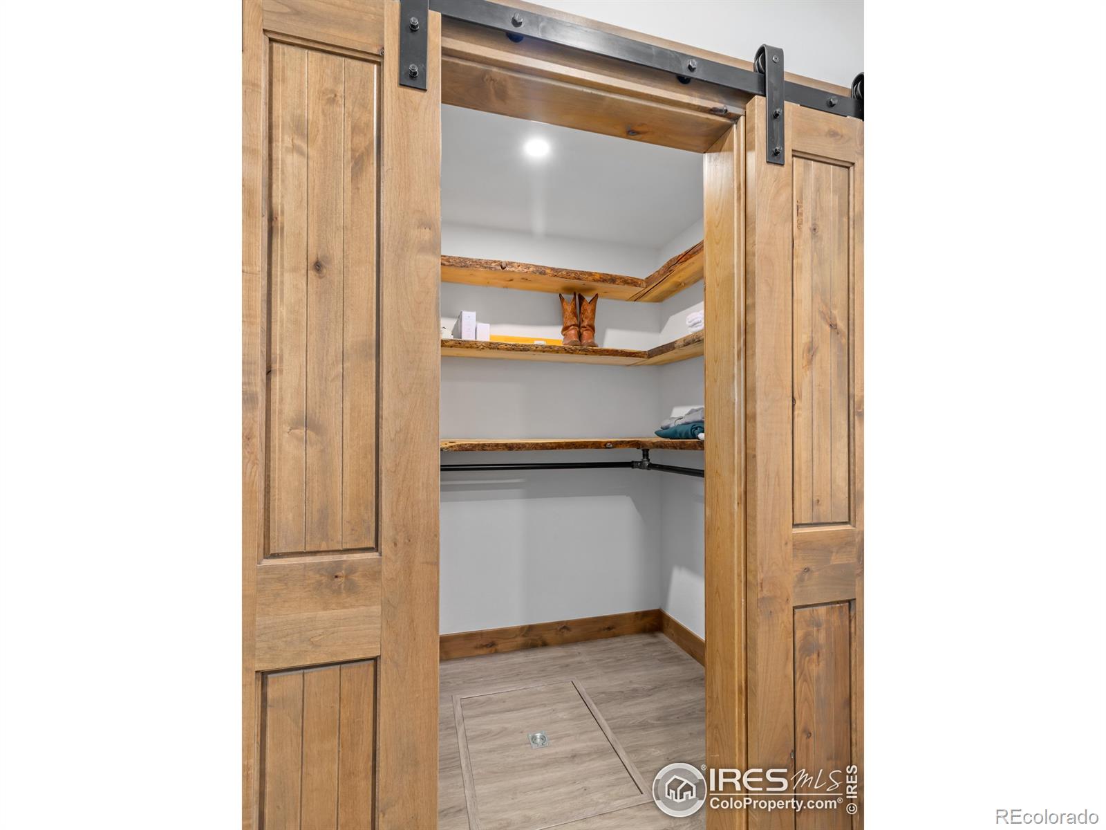 MLS Image #23 for 1437  raven circle,estes park, Colorado