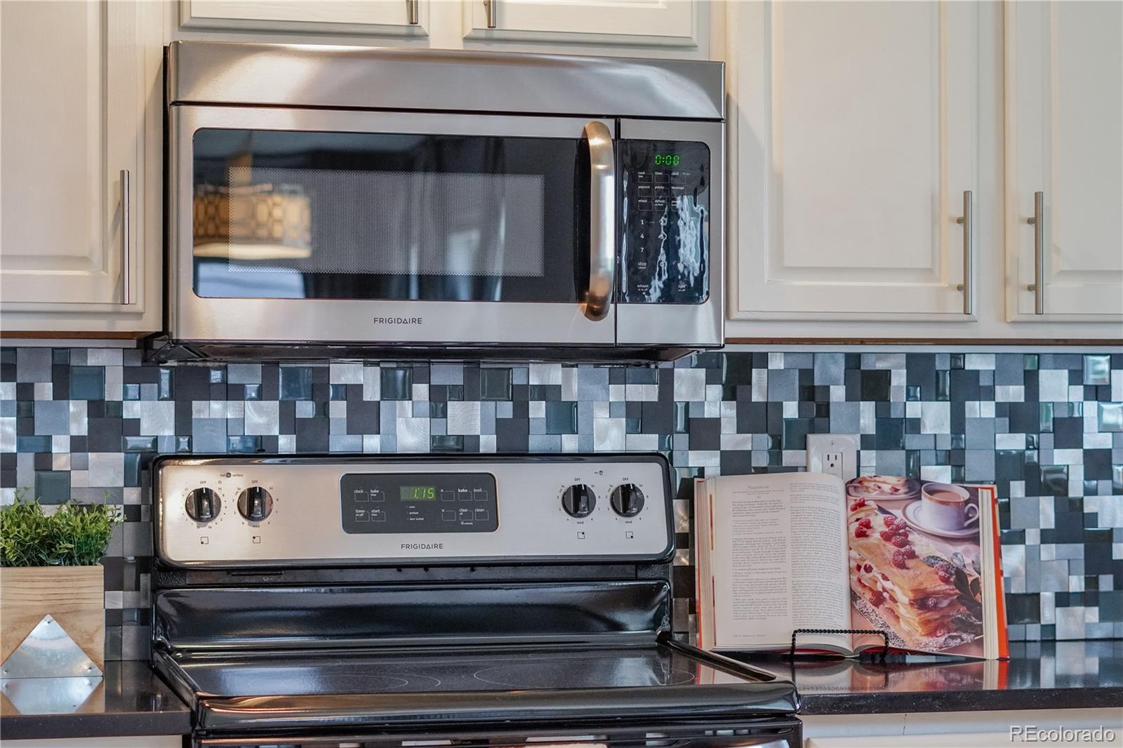 MLS Image #10 for 9927  aftonwood street,highlands ranch, Colorado