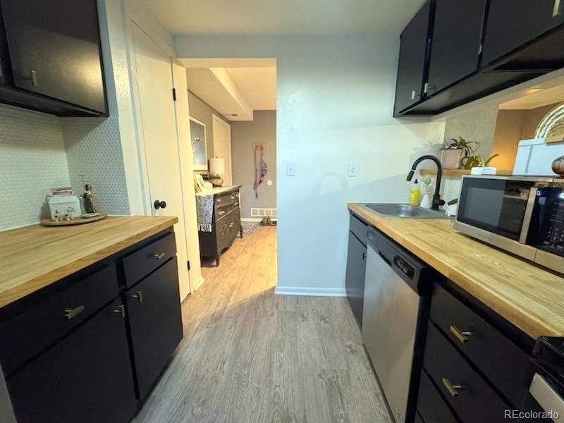 MLS Image #13 for 12546 e cornell avenue,aurora, Colorado