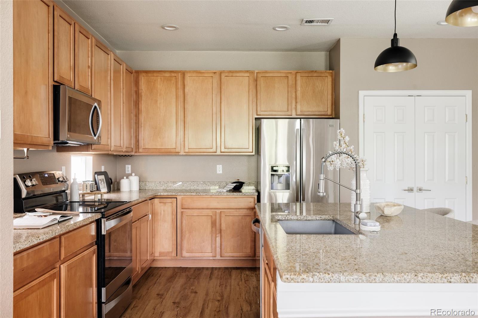 MLS Image #6 for 3415  florence way,denver, Colorado