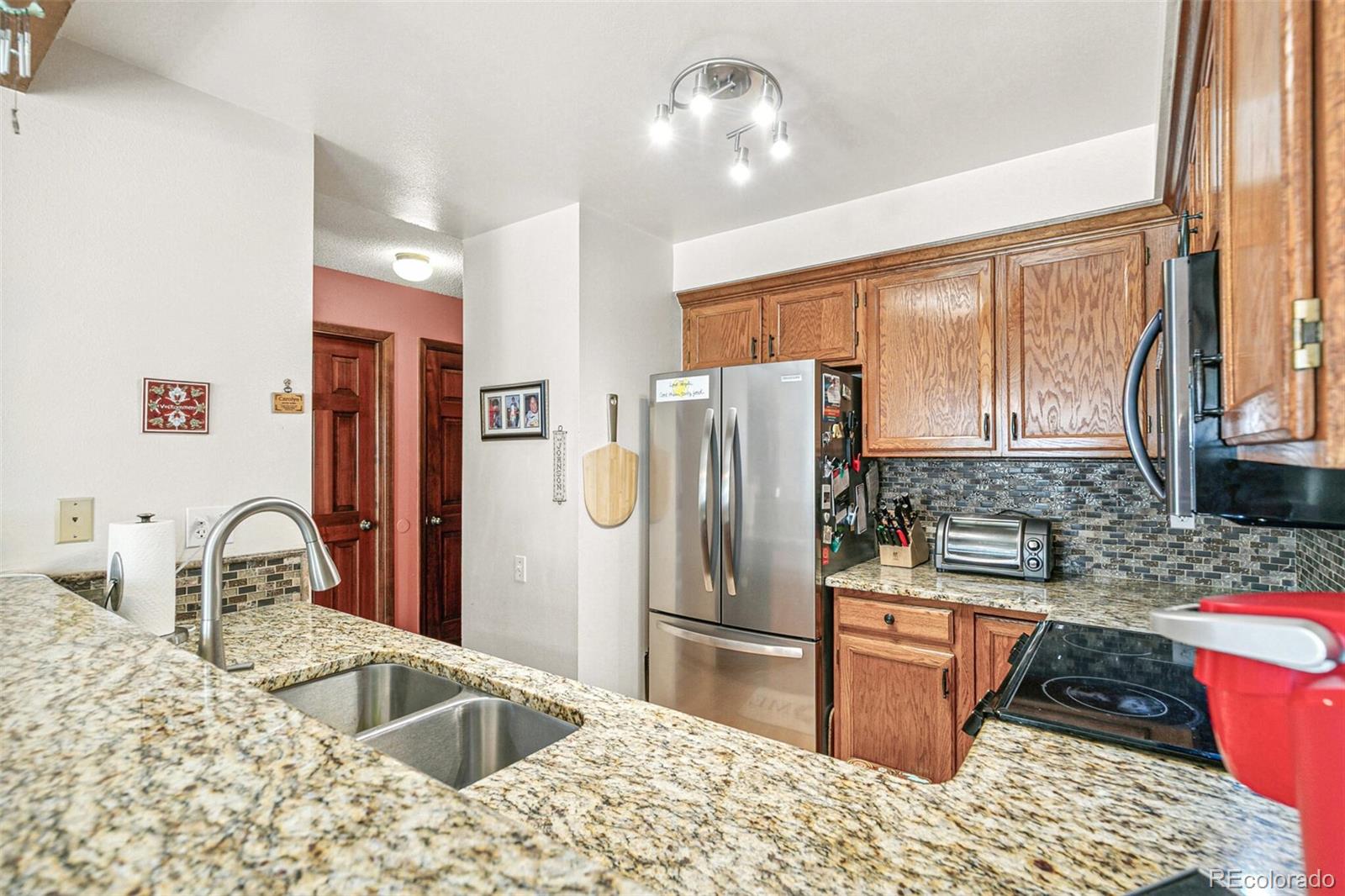 MLS Image #10 for 1950 s helena street,aurora, Colorado