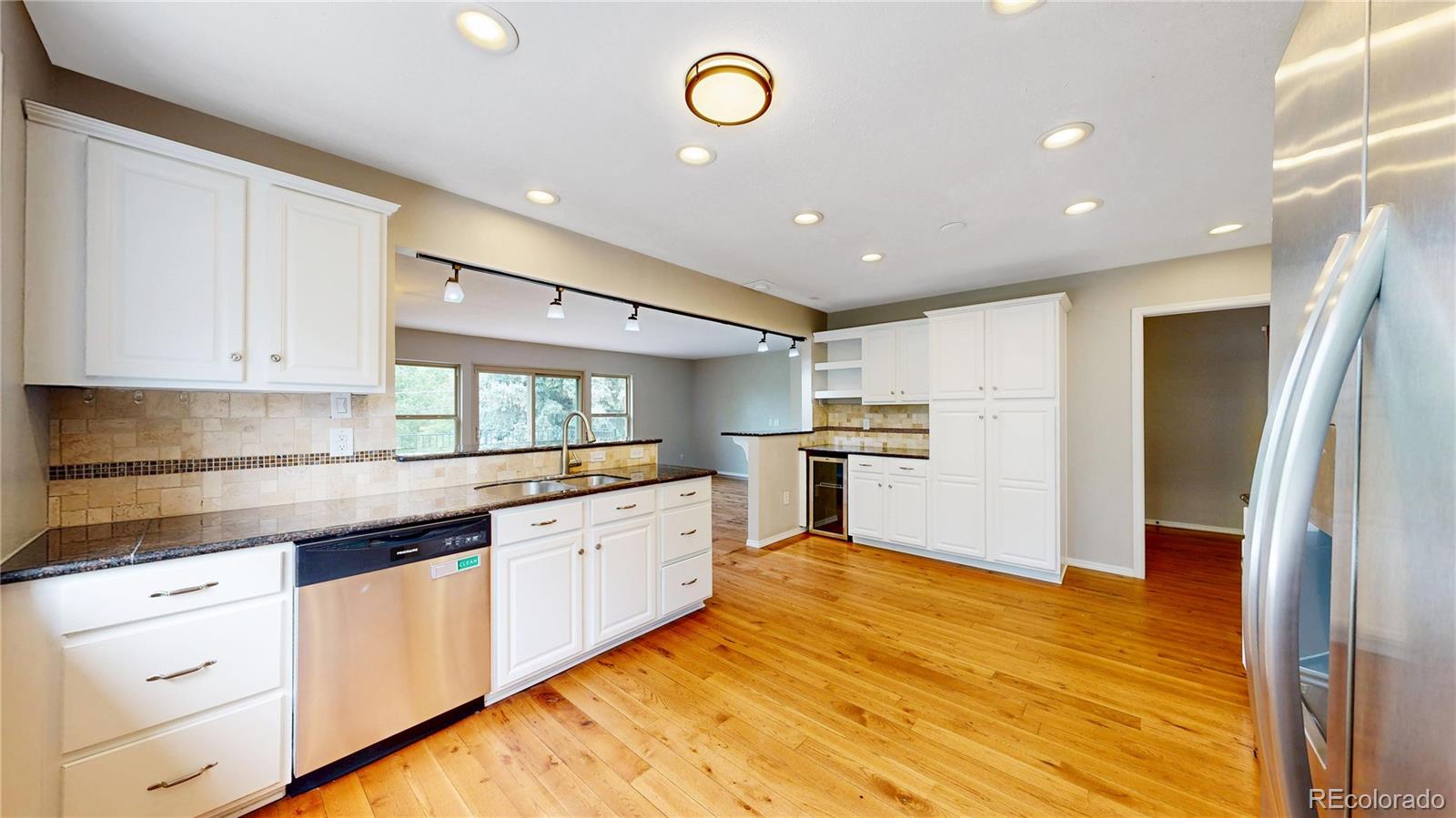MLS Image #20 for 8663 e davies avenue,centennial, Colorado