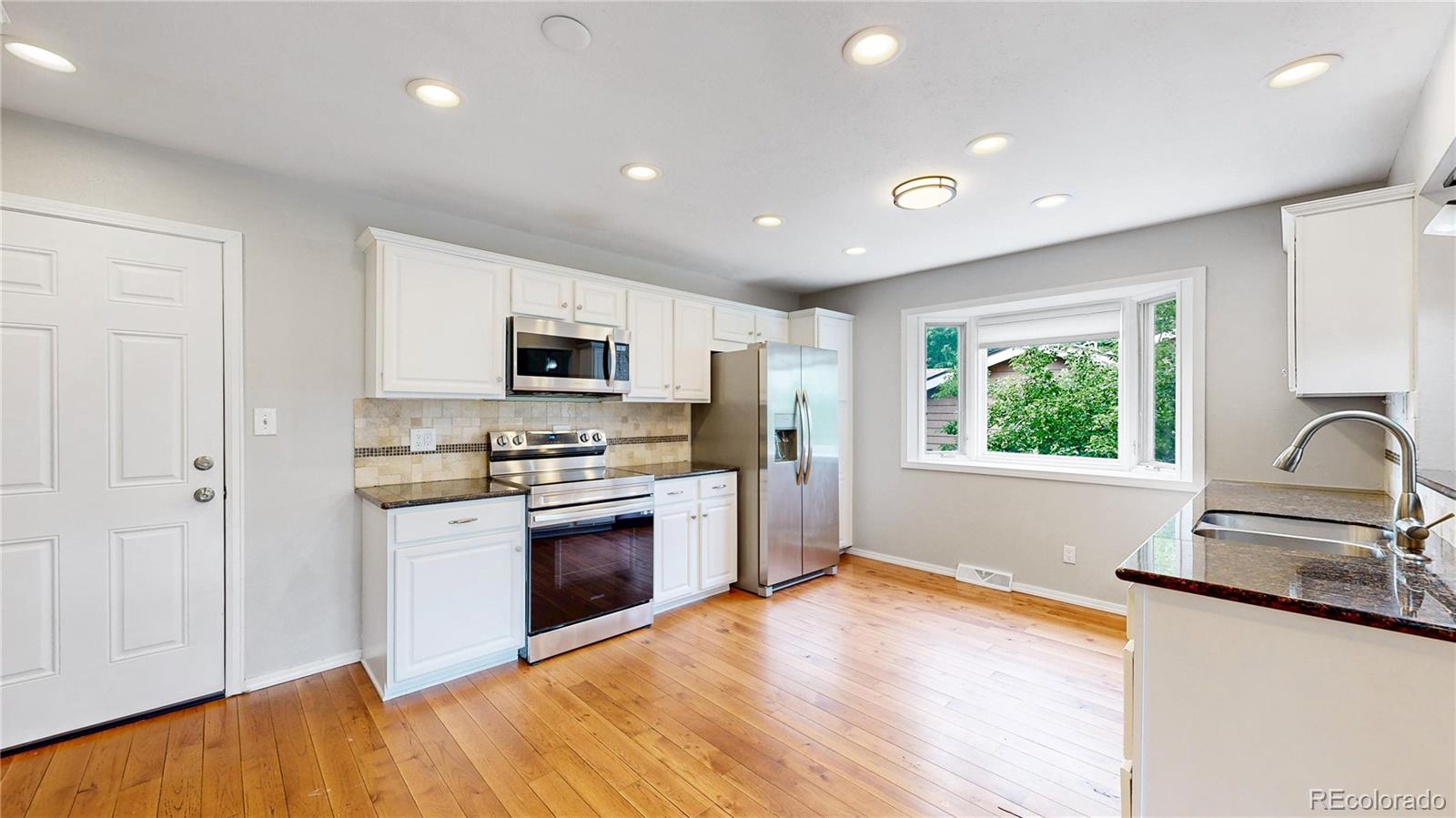 MLS Image #22 for 8663 e davies avenue,centennial, Colorado