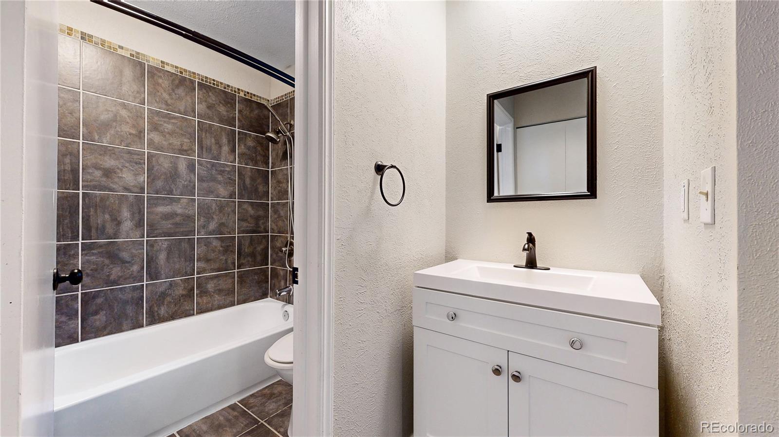 MLS Image #26 for 8663 e davies avenue,centennial, Colorado