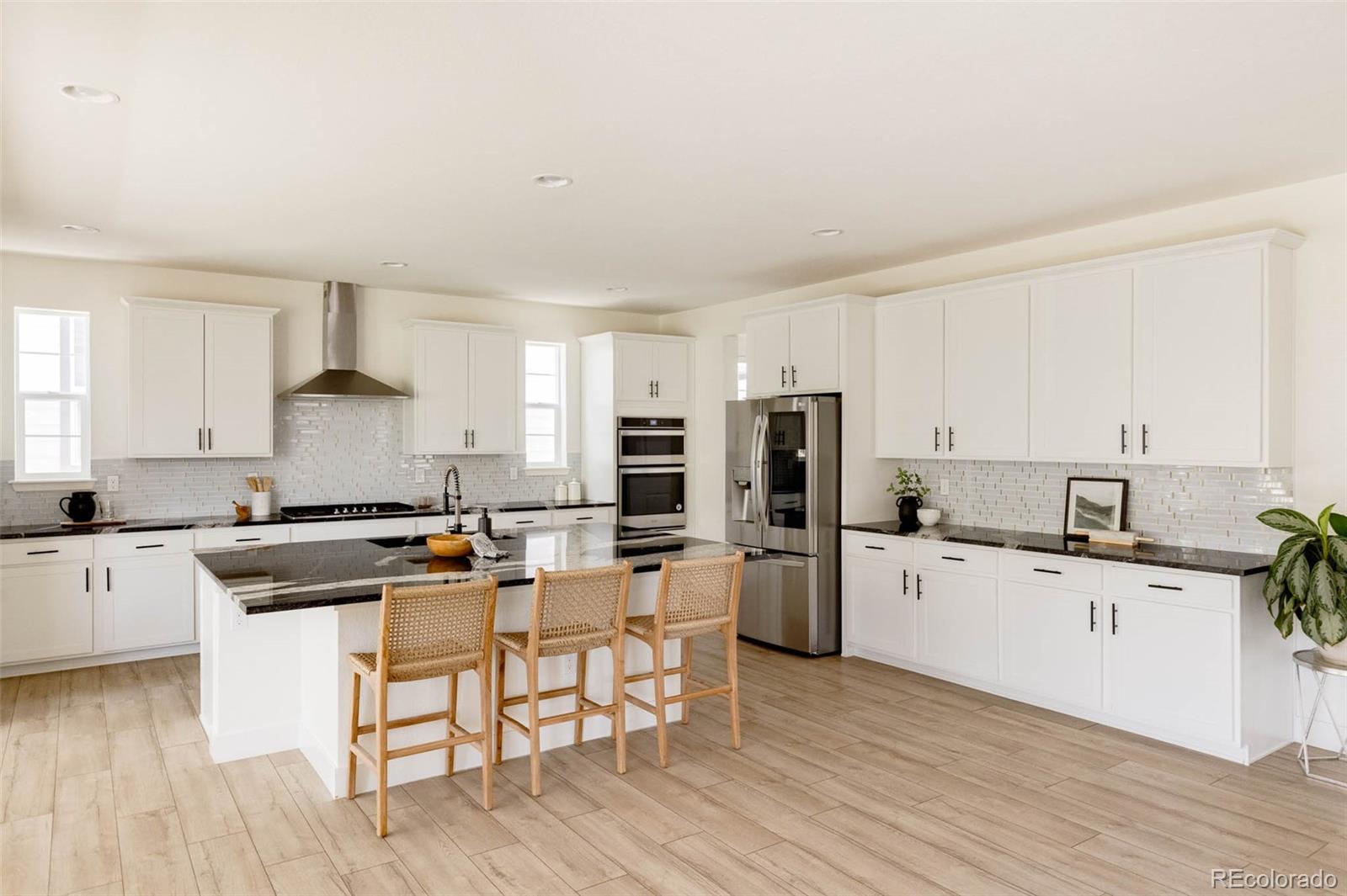 MLS Image #4 for 6506  barnstead drive,castle pines, Colorado