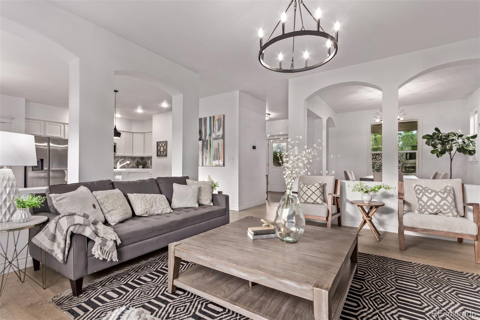 MLS Image #11 for 2345  akron street,denver, Colorado