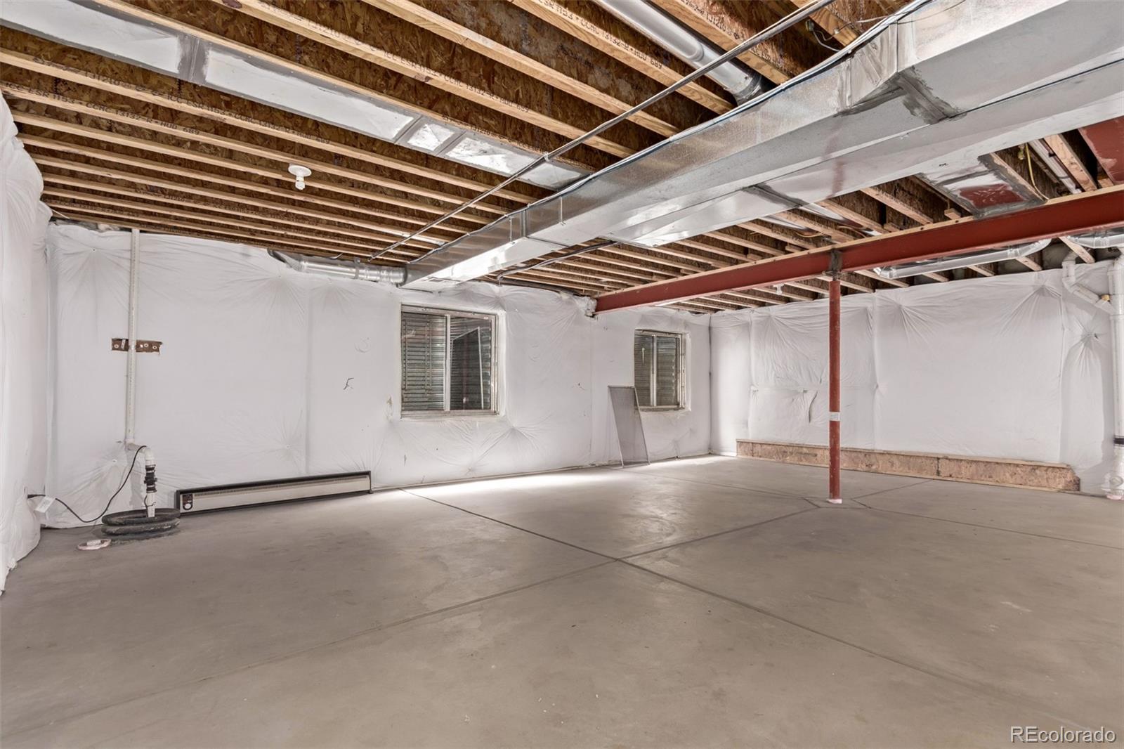 MLS Image #33 for 2345  akron street,denver, Colorado