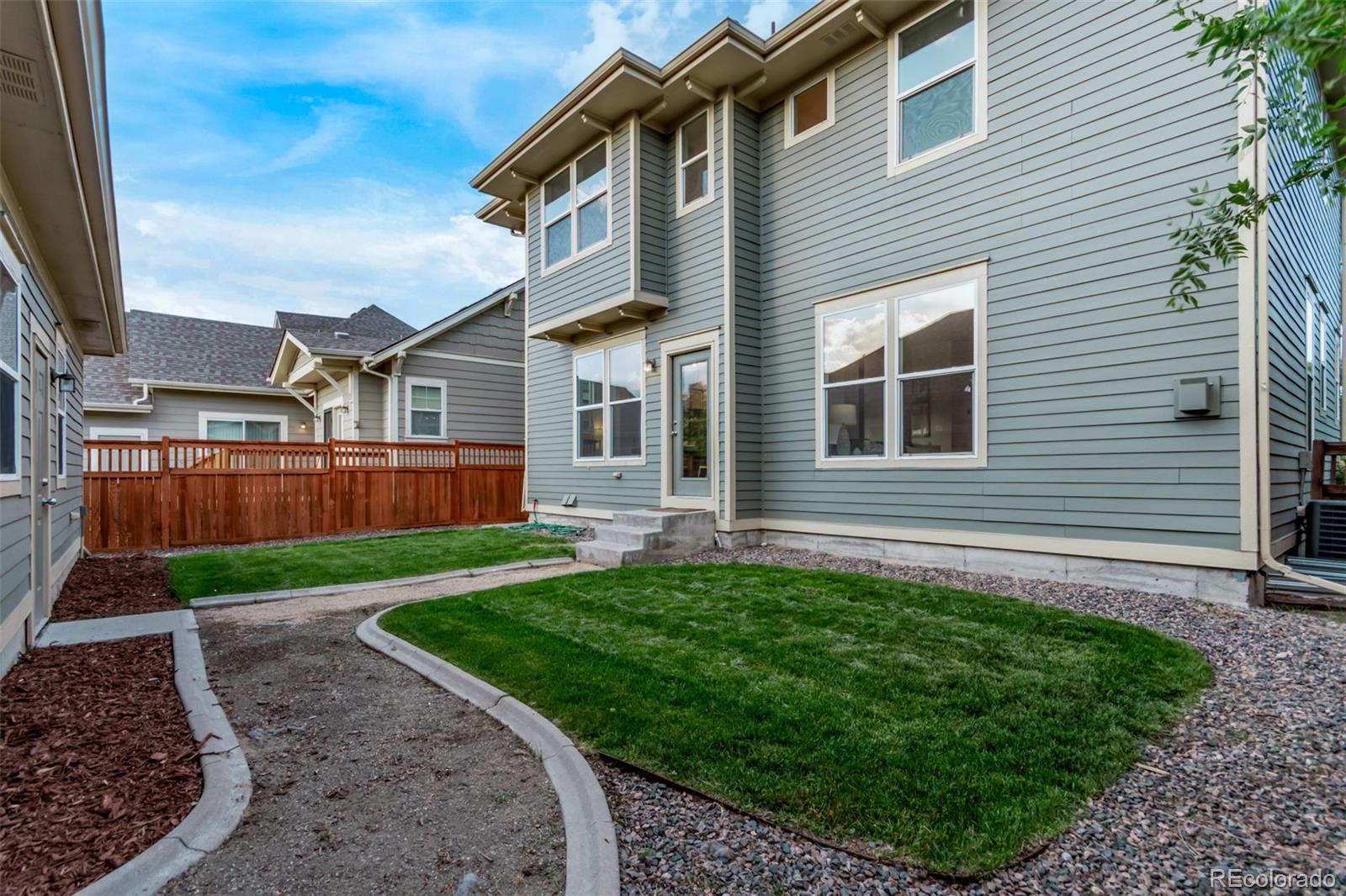 MLS Image #38 for 2345  akron street,denver, Colorado