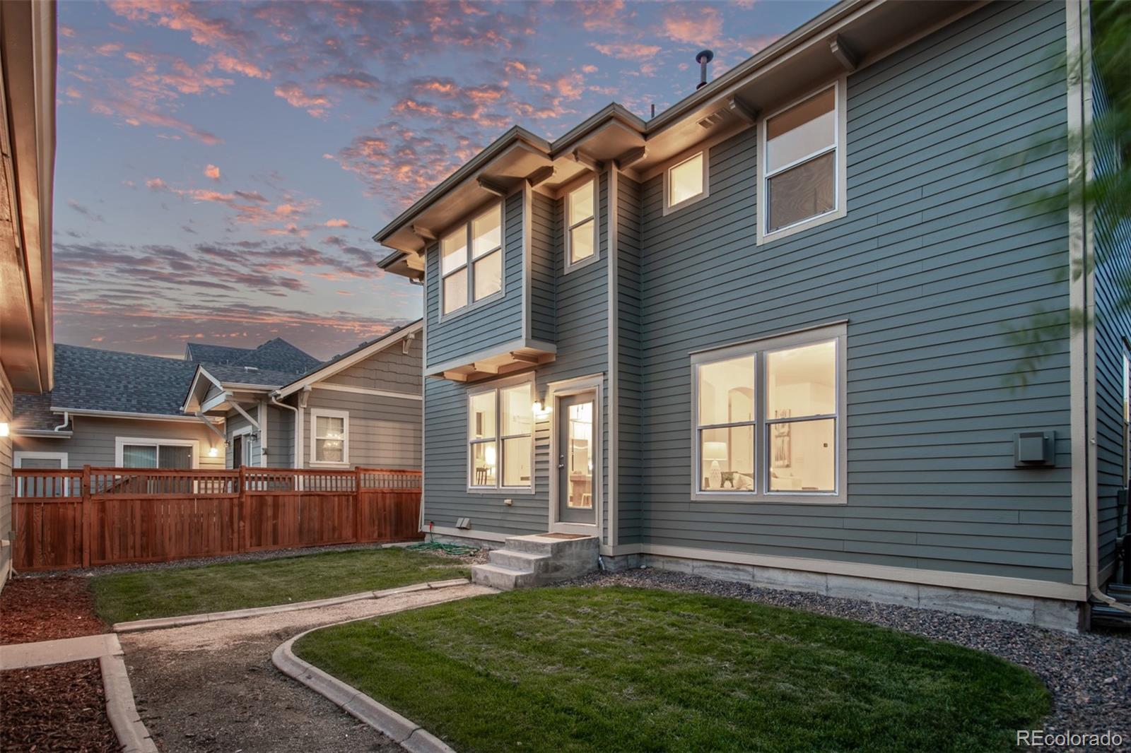 MLS Image #39 for 2345  akron street,denver, Colorado