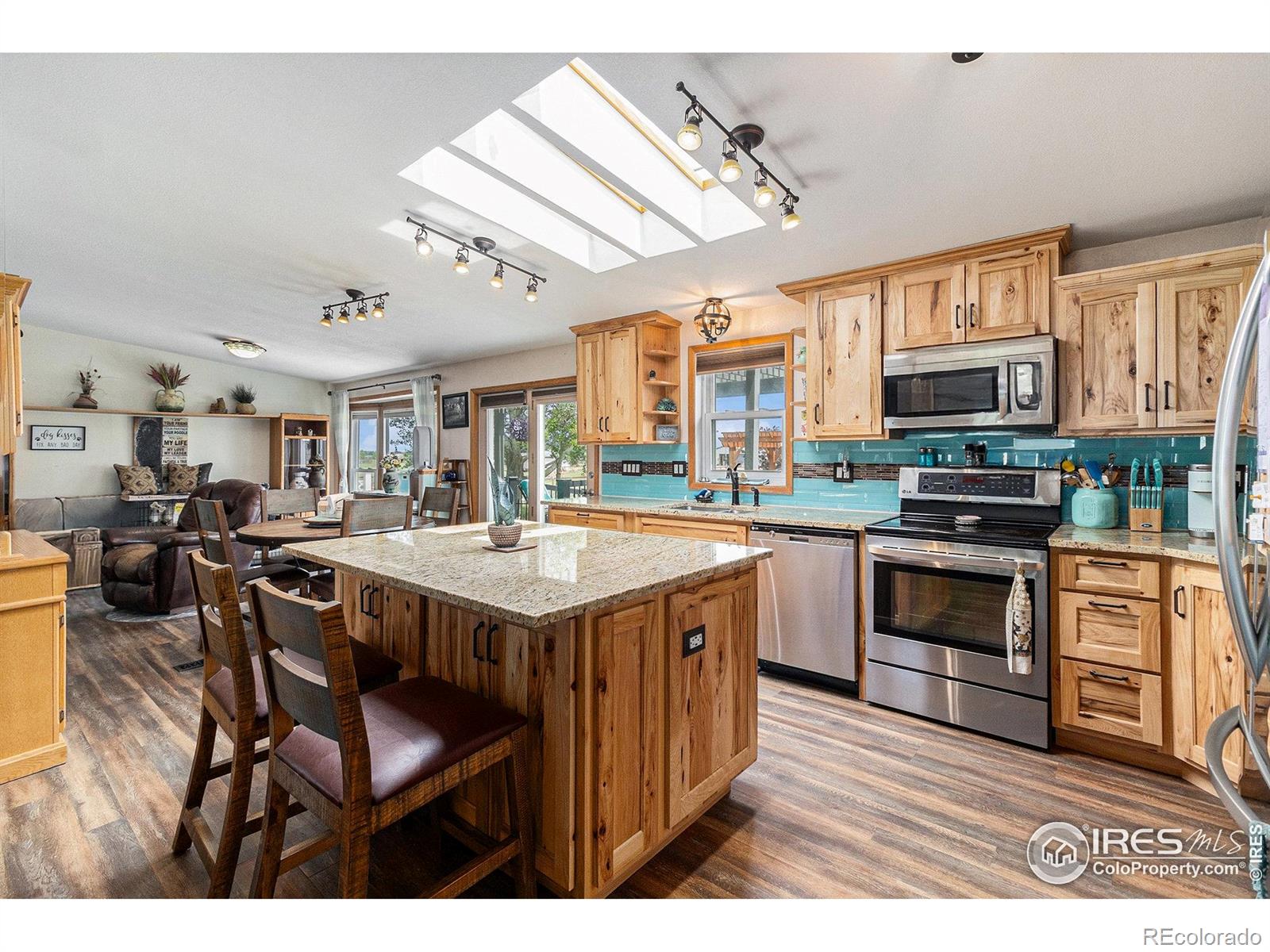 MLS Image #10 for 10635  county road 24 ,fort lupton, Colorado