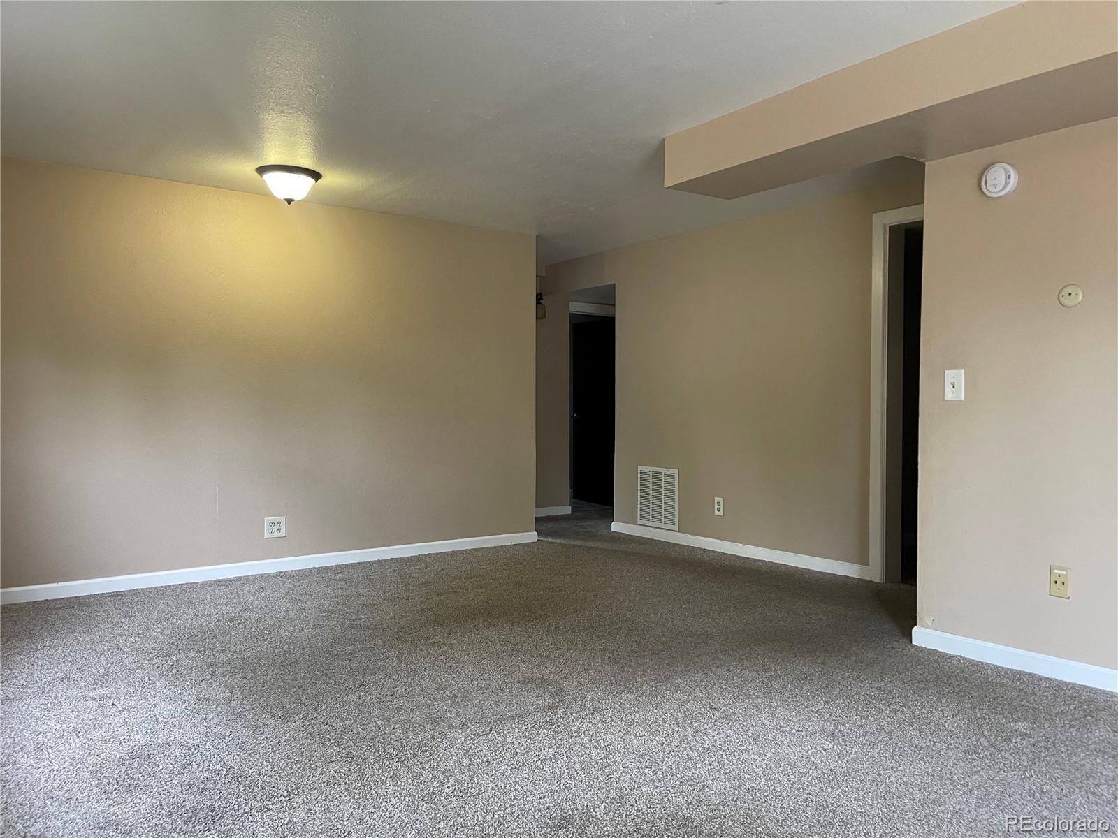 MLS Image #14 for 4115 s vincennes court,denver, Colorado