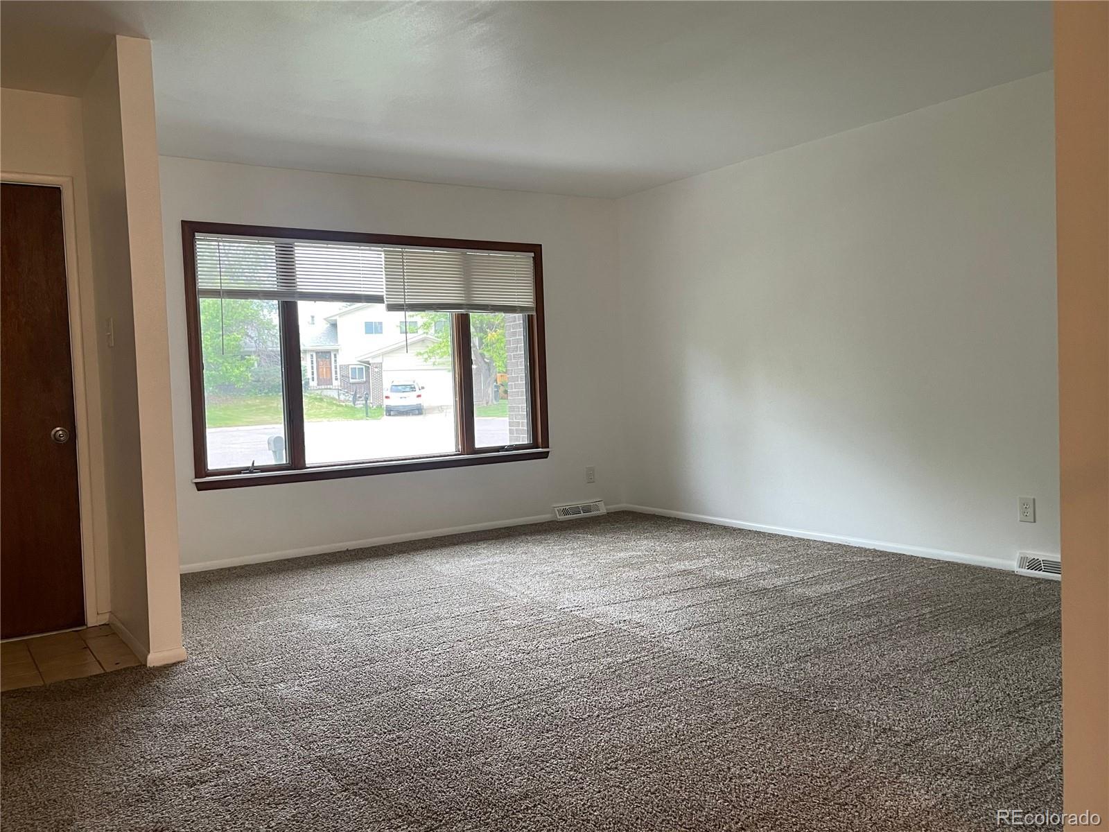 MLS Image #2 for 4115 s vincennes court,denver, Colorado