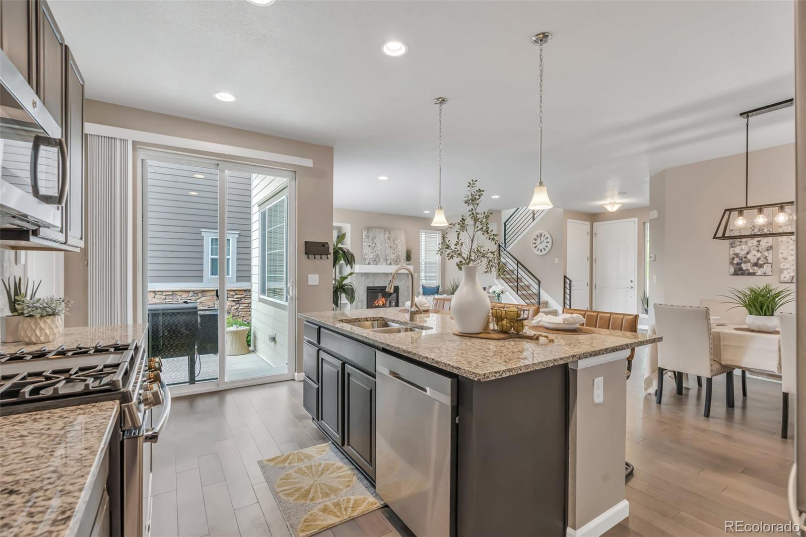 MLS Image #8 for 540 e fremont place,centennial, Colorado