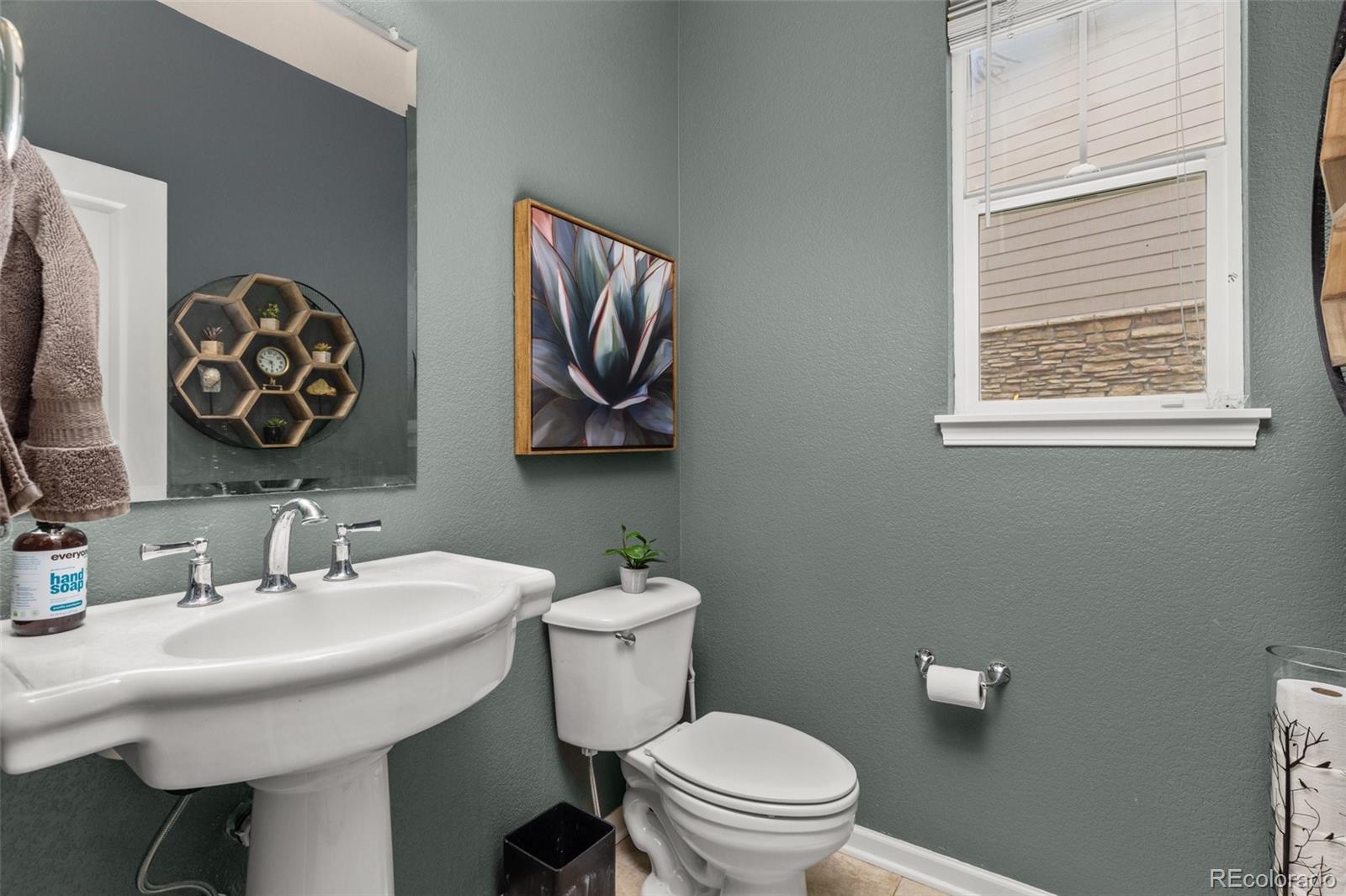 MLS Image #12 for 24702 e ontario drive,aurora, Colorado