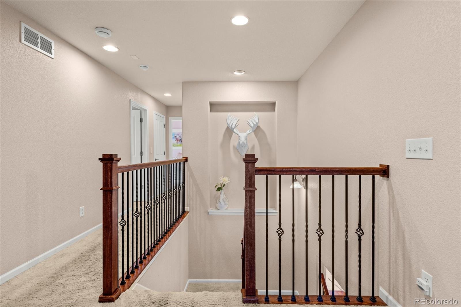 MLS Image #15 for 24702 e ontario drive,aurora, Colorado