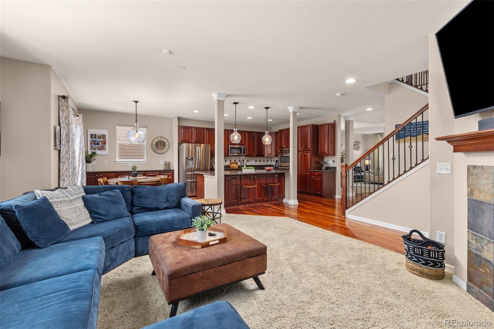 MLS Image #8 for 24702 e ontario drive,aurora, Colorado