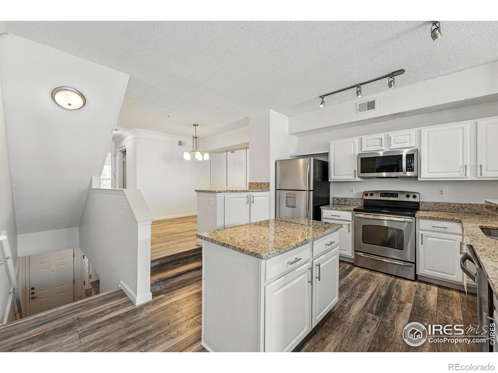 MLS Image #4 for 1837  spaulding circle,superior, Colorado