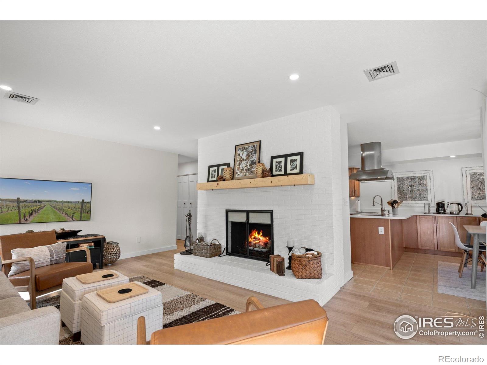 MLS Image #3 for 500  manhattan drive,boulder, Colorado