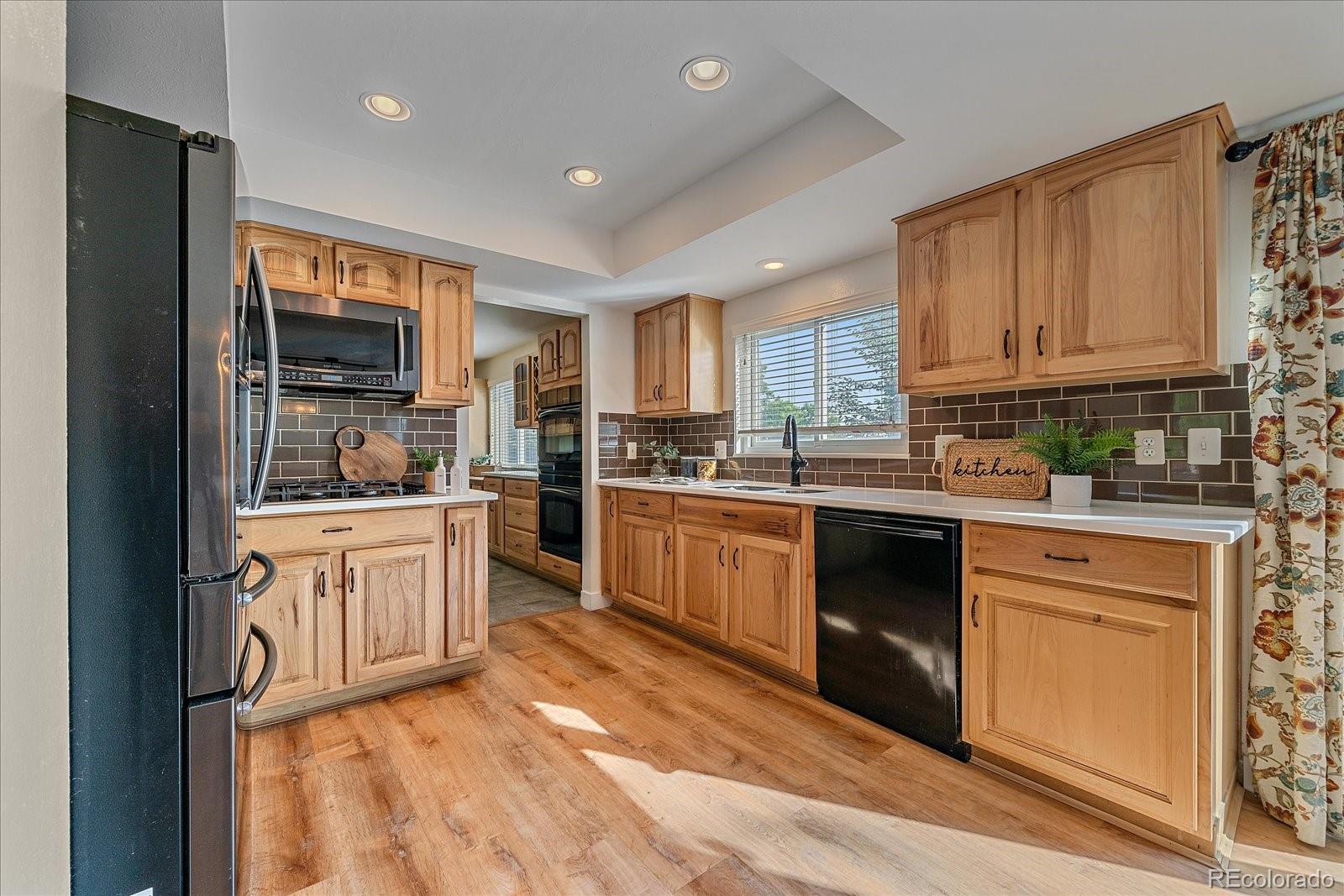 MLS Image #12 for 18263 e mansfield avenue,aurora, Colorado