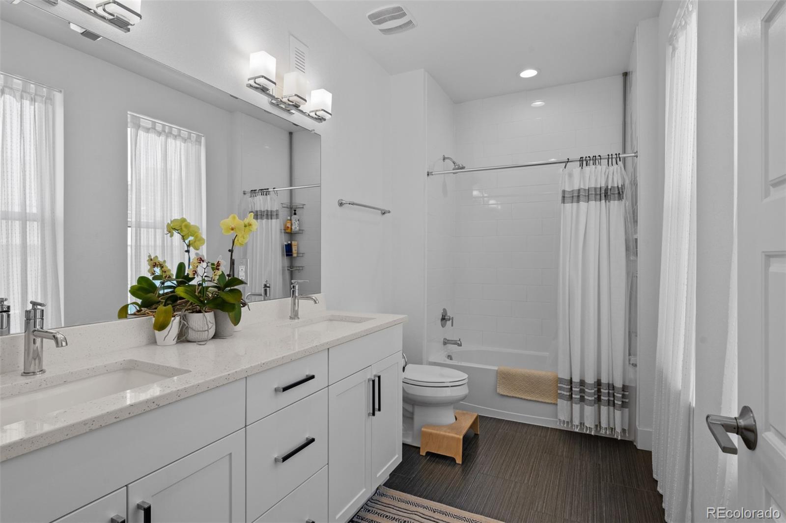 MLS Image #16 for 771  24th street,denver, Colorado