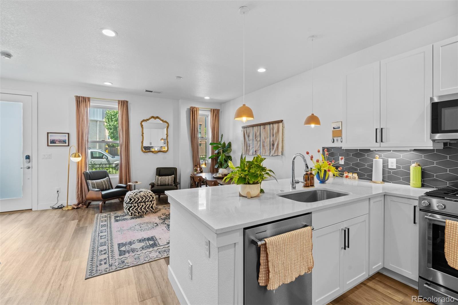 MLS Image #9 for 771  24th street,denver, Colorado