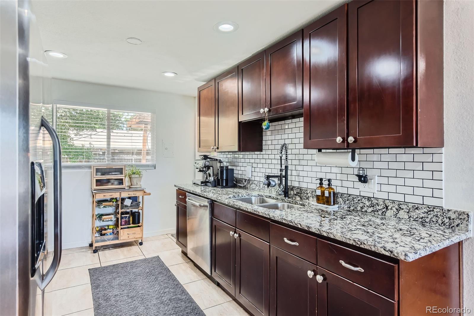 MLS Image #9 for 3775 s green court,englewood, Colorado