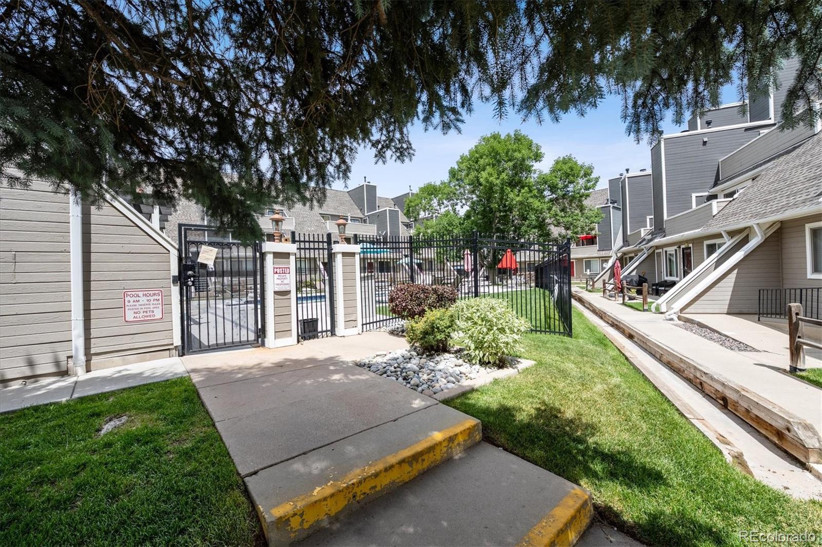 MLS Image #15 for 5250 s huron way,littleton, Colorado