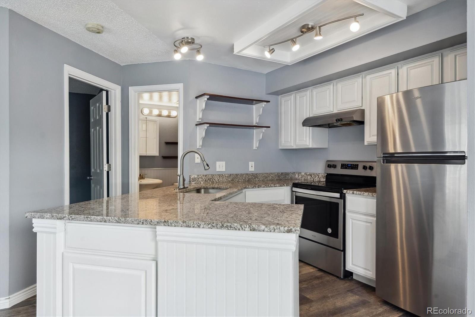 MLS Image #8 for 5250 s huron way,littleton, Colorado