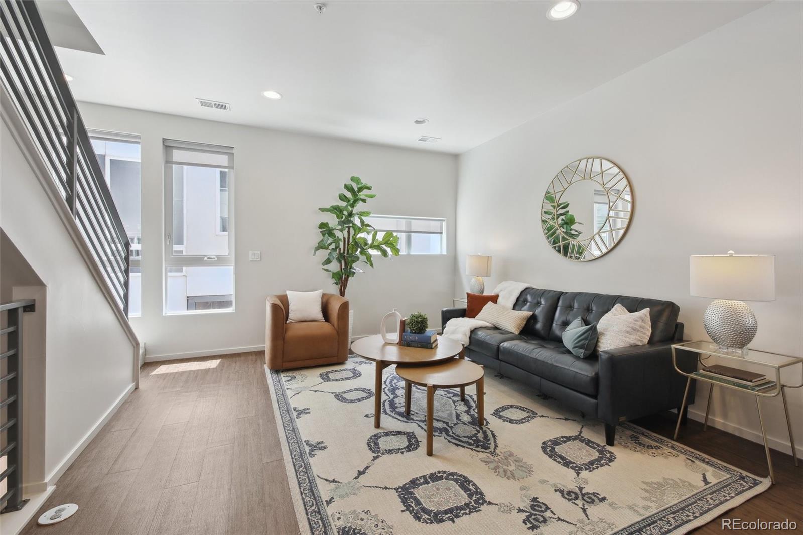 MLS Image #3 for 1711  hooker street,denver, Colorado