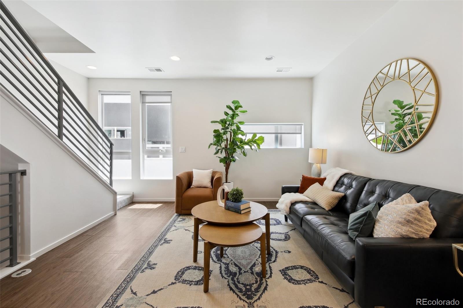 MLS Image #4 for 1711  hooker street,denver, Colorado