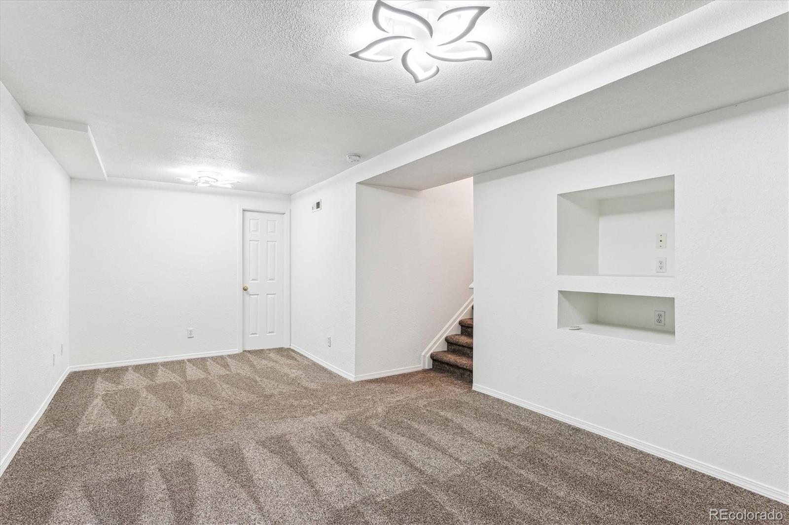 MLS Image #26 for 5651 s himalaya way,centennial, Colorado