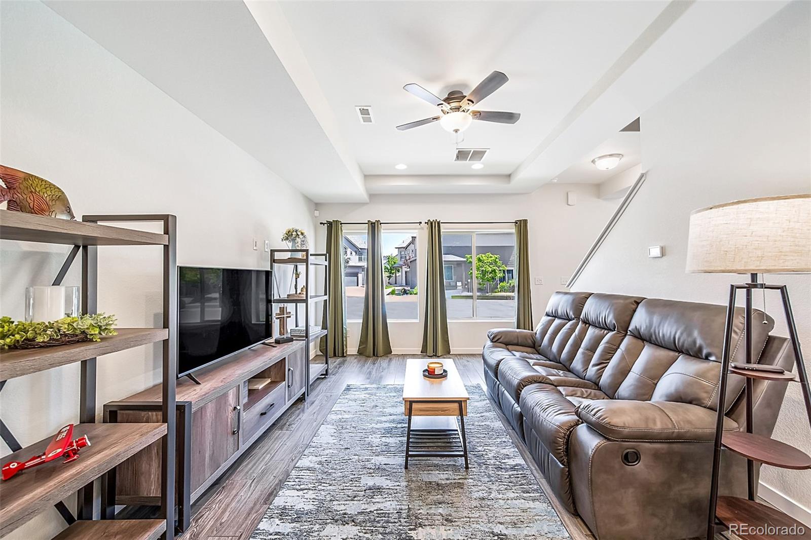MLS Image #15 for 19120 e 54th place,denver, Colorado