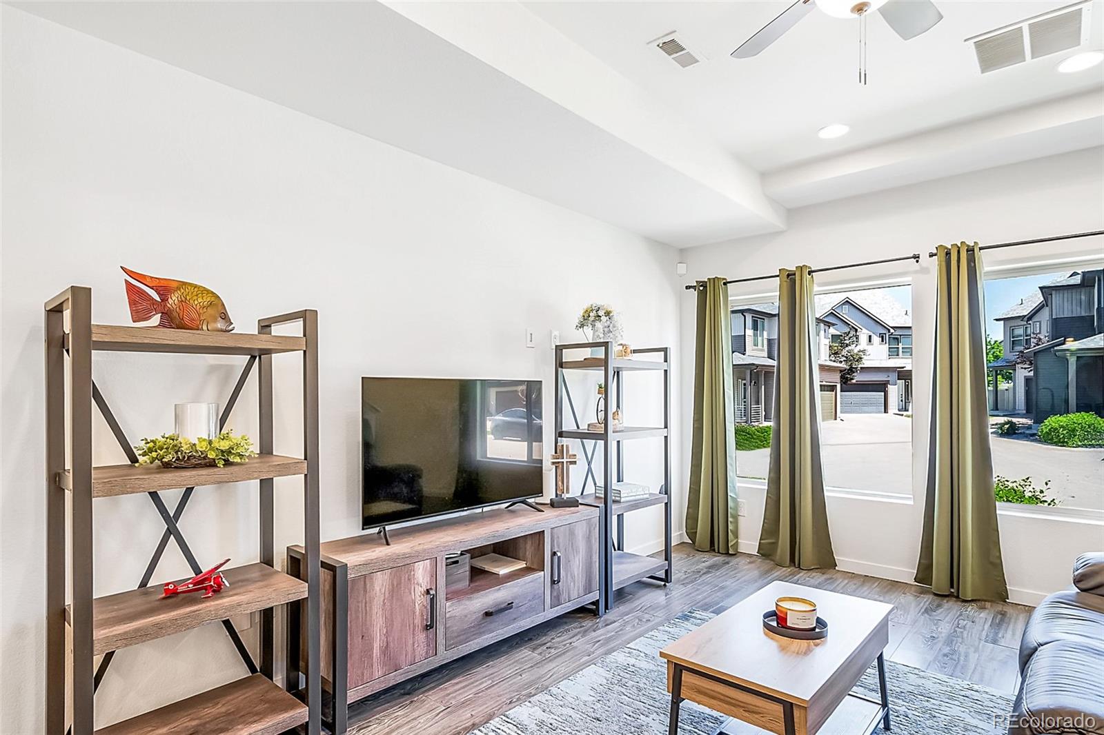 MLS Image #16 for 19120 e 54th place,denver, Colorado