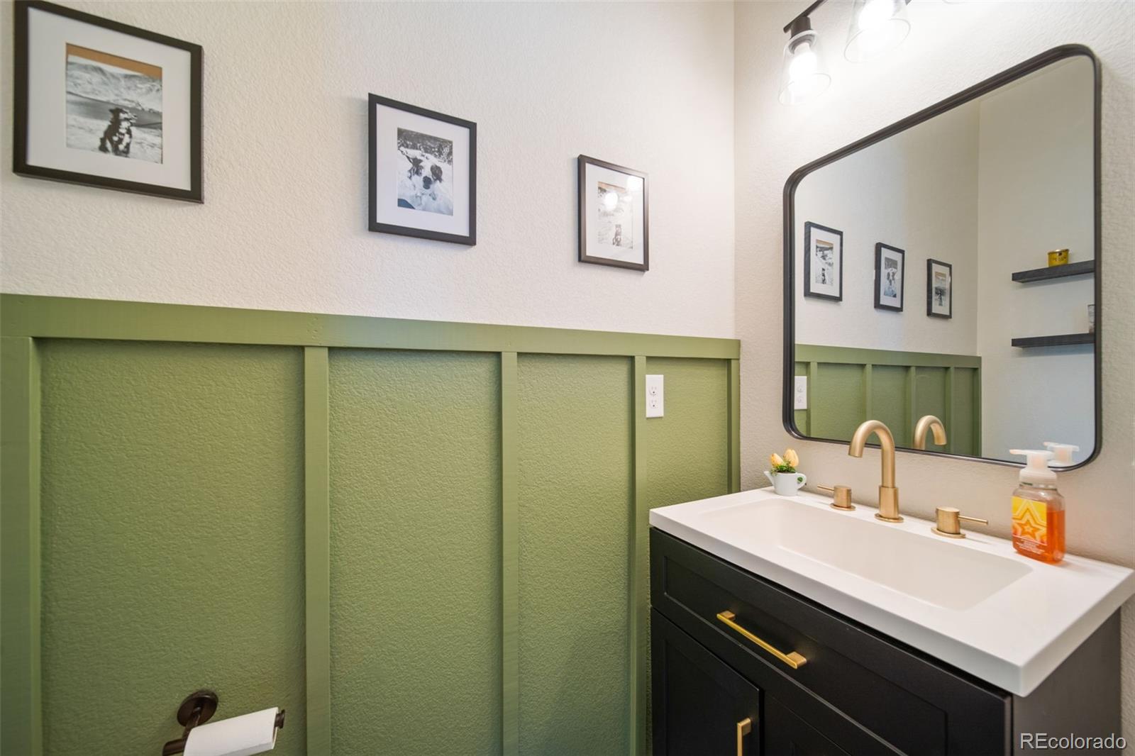 MLS Image #17 for 19120 e 54th place,denver, Colorado