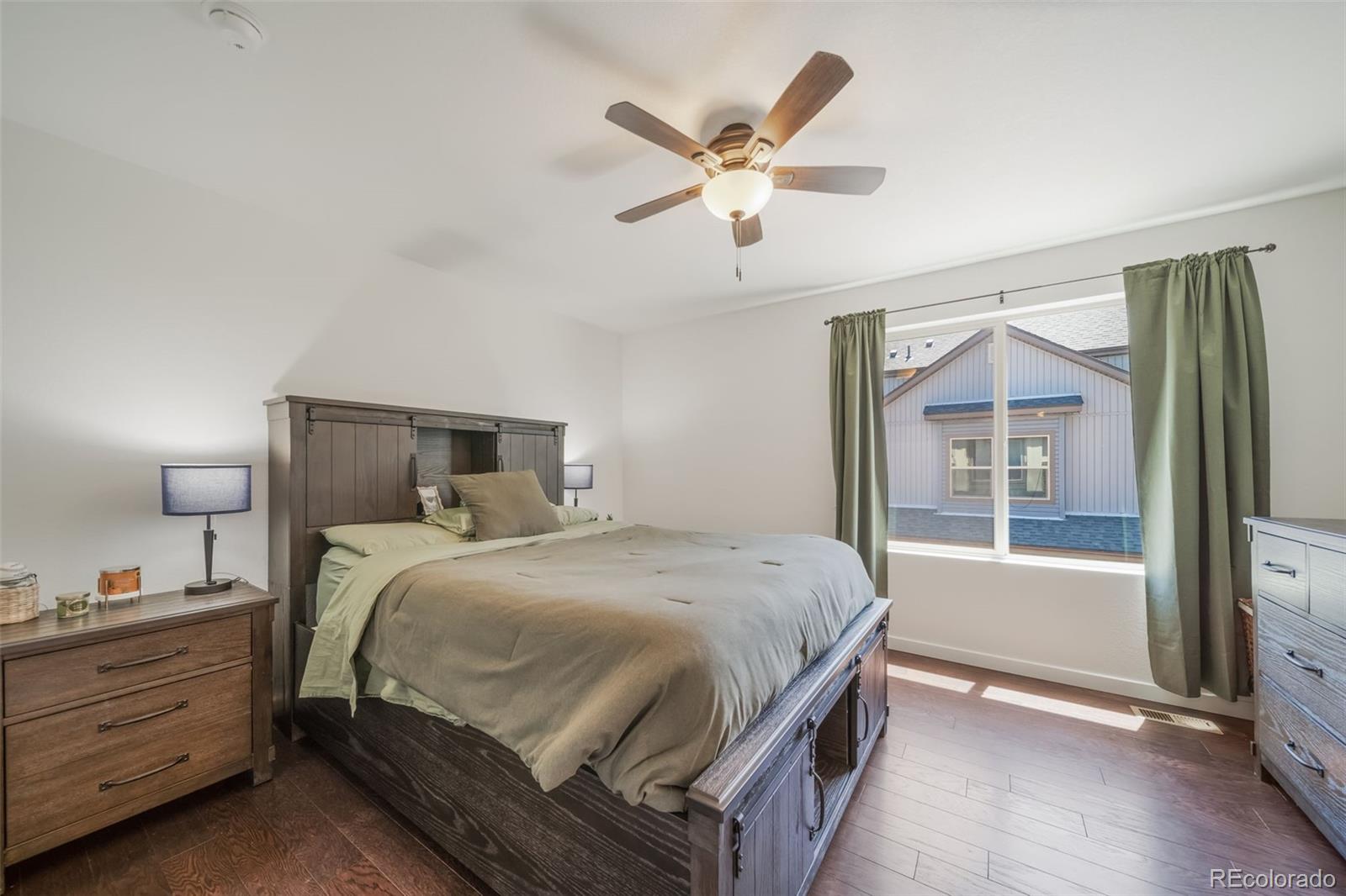MLS Image #22 for 19120 e 54th place,denver, Colorado
