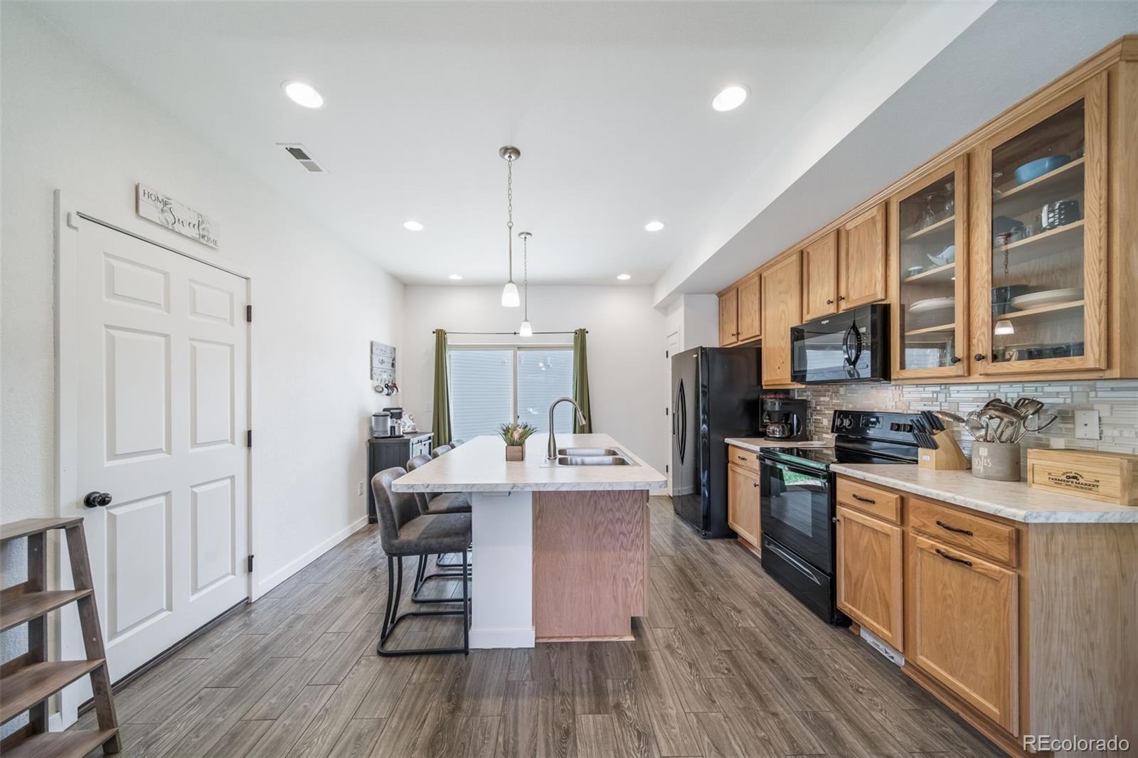 MLS Image #9 for 19120 e 54th place,denver, Colorado