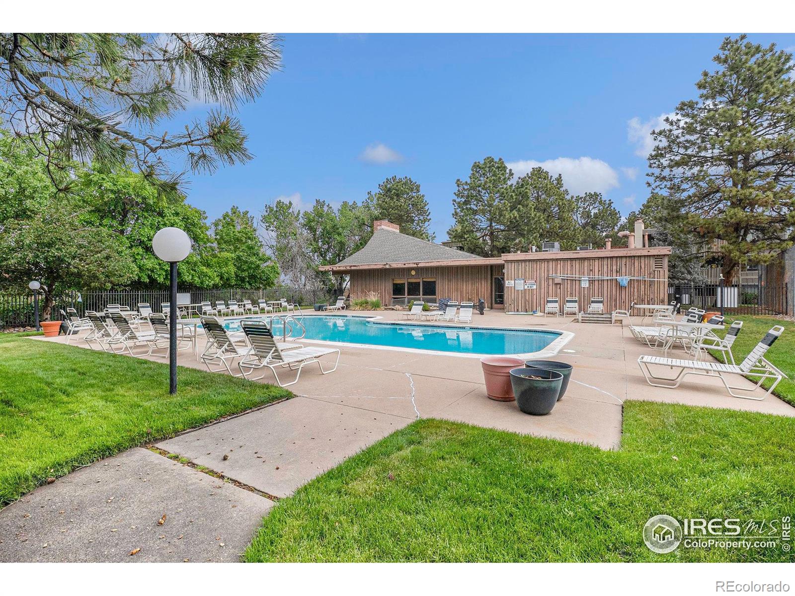 MLS Image #12 for 2525 s dayton way,denver, Colorado