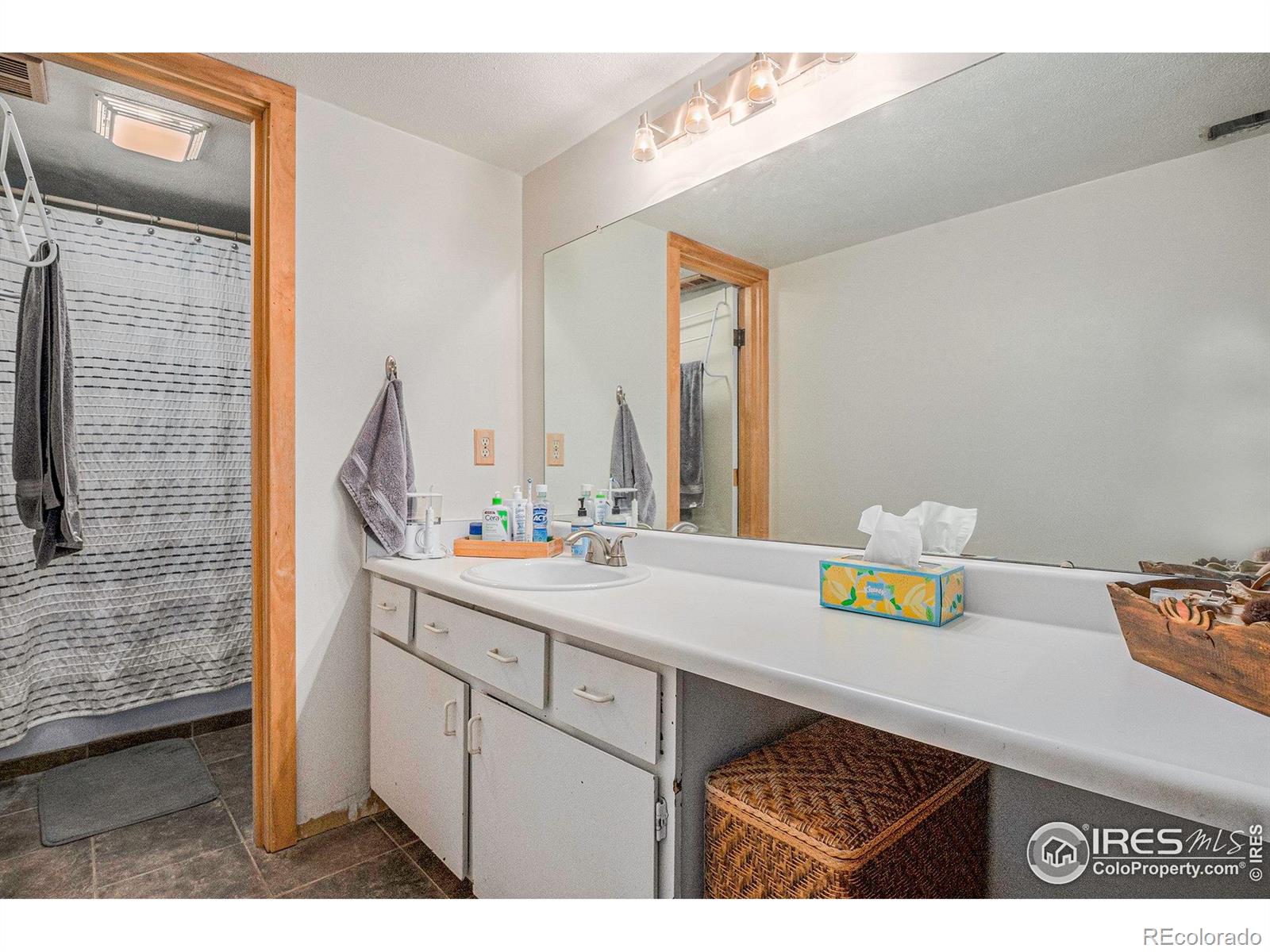 MLS Image #8 for 2525 s dayton way,denver, Colorado
