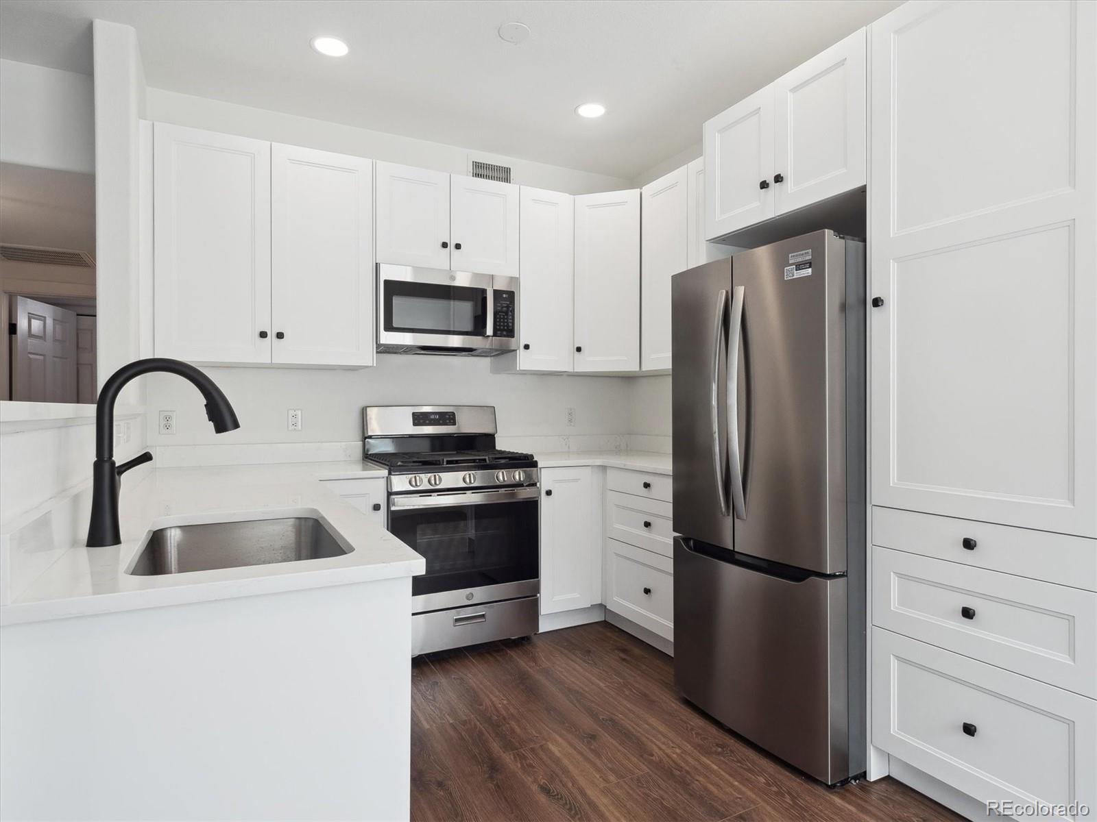 MLS Image #6 for 3855  canyon ranch road,highlands ranch, Colorado