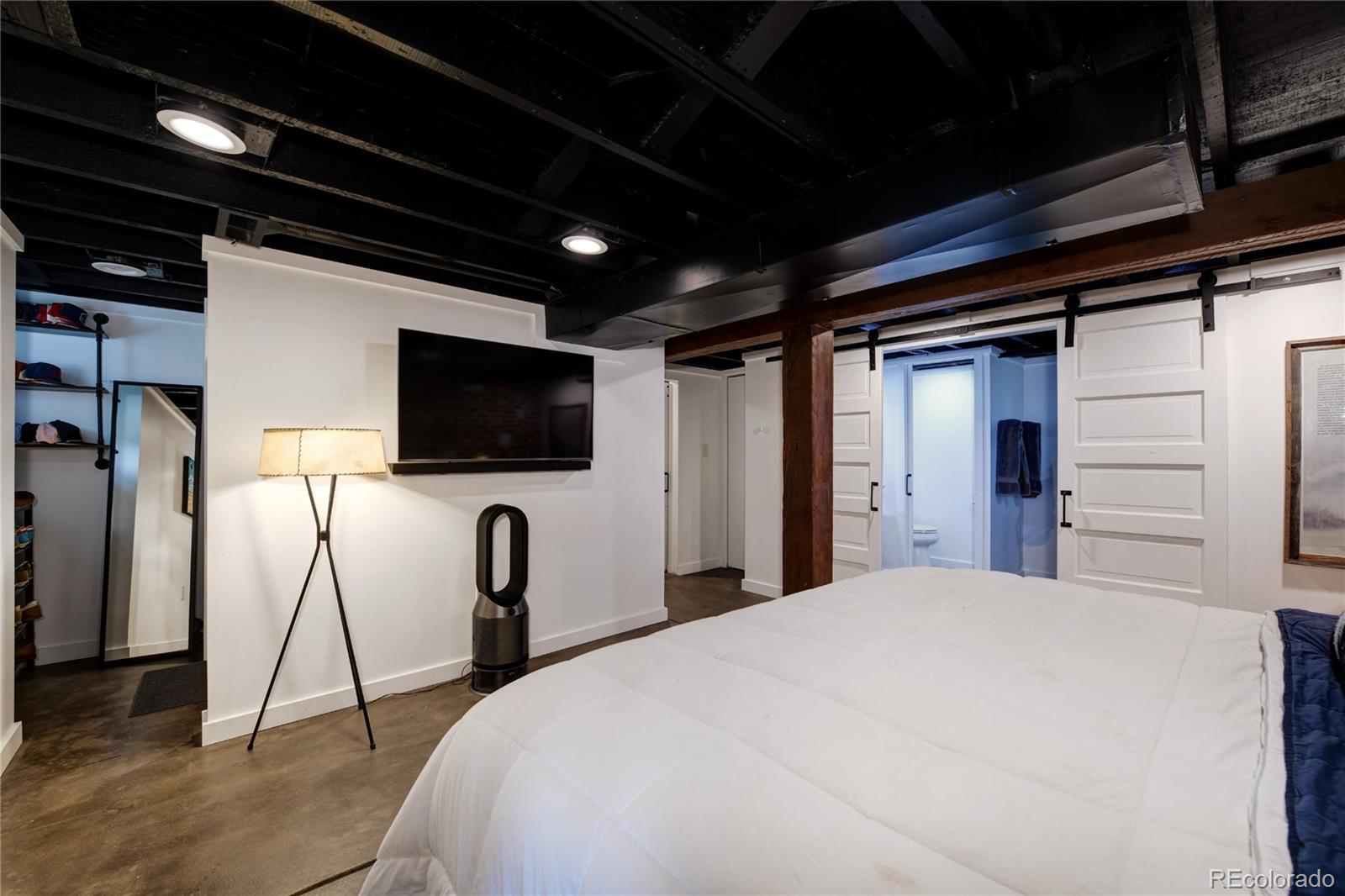 MLS Image #23 for 1172  harrison street,denver, Colorado