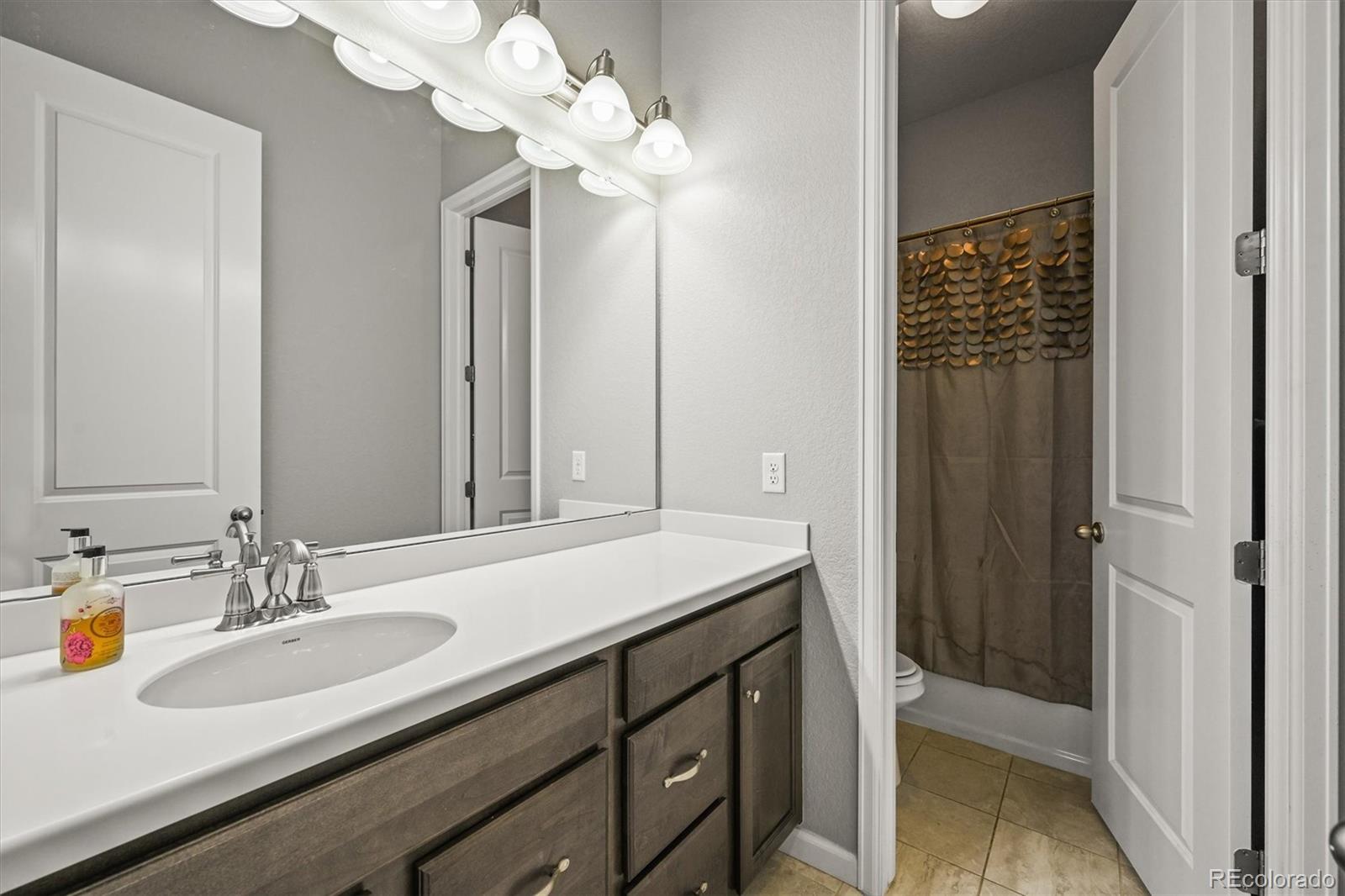 MLS Image #20 for 16256  ute peak way,broomfield, Colorado