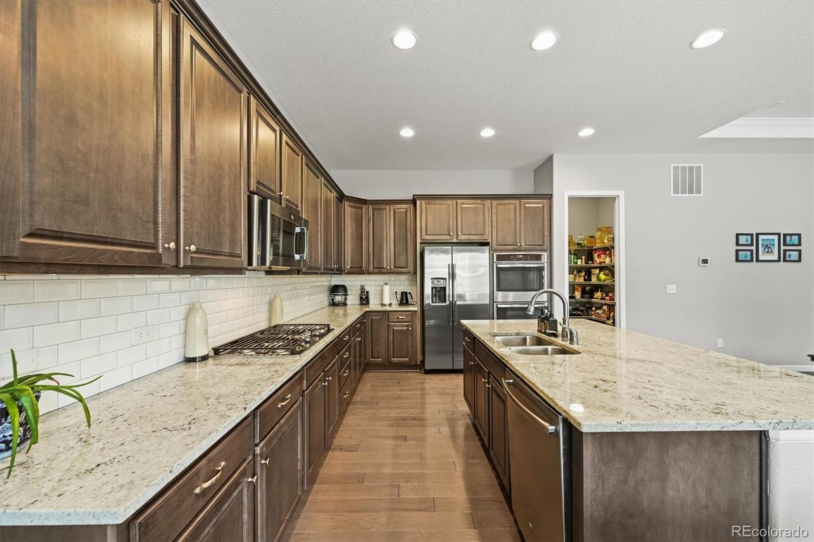 MLS Image #9 for 16256  ute peak way,broomfield, Colorado