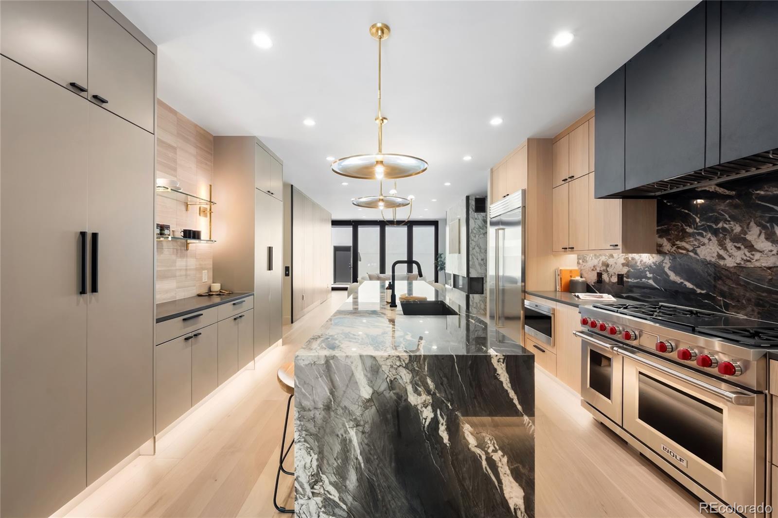 MLS Image #2 for 417 n madison street,denver, Colorado